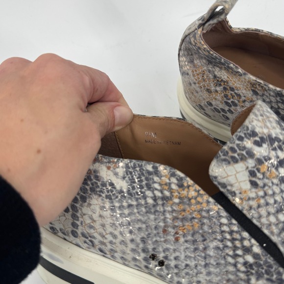 Linea Paolo Kai Women Snake Print Slip On Platform Sneakers Silver Gold Tan 9.5M - Picture 6 of 11